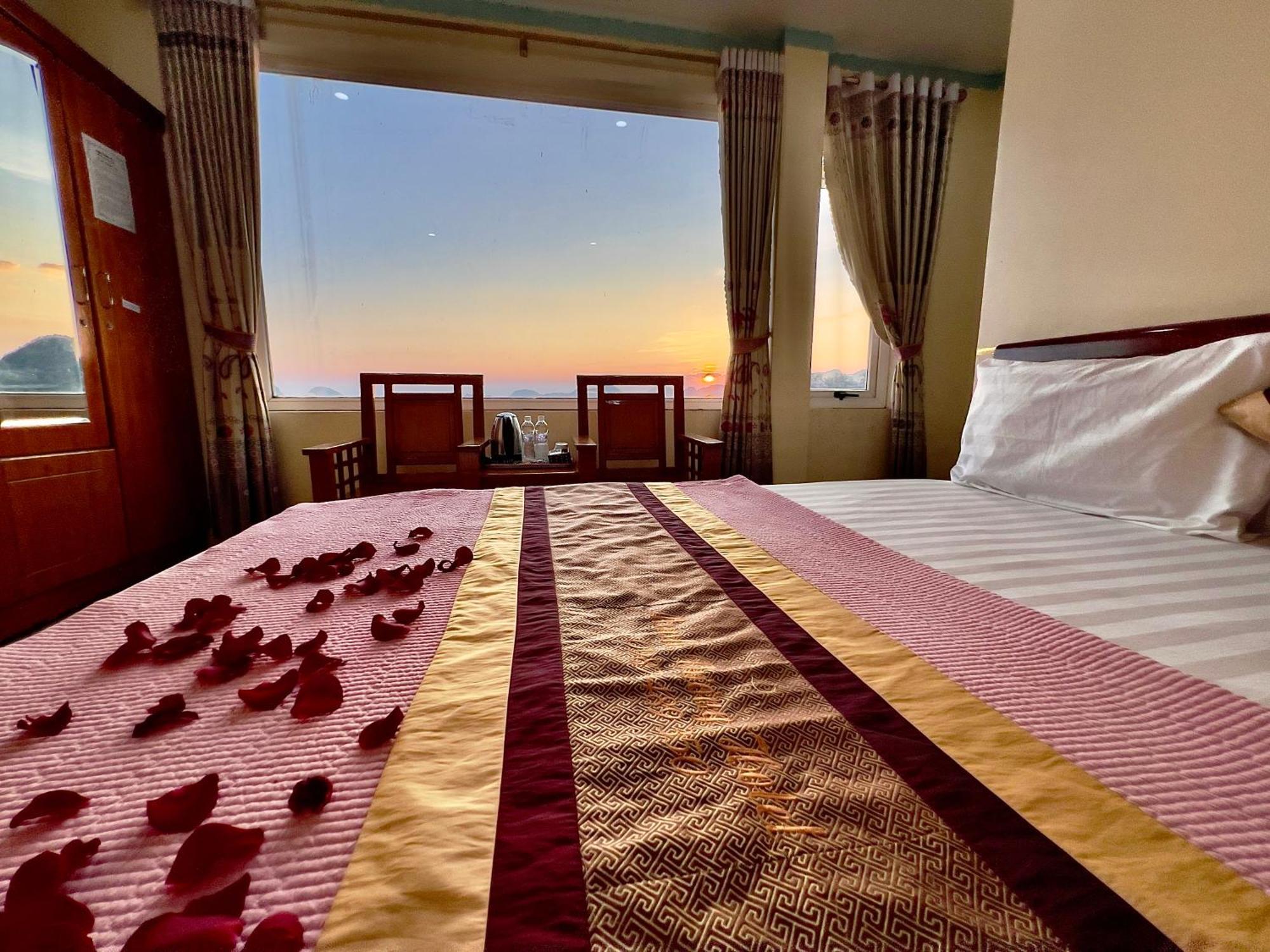 Manh Vuong Hotel Catba Dong Khe Sau المظهر الخارجي الصورة